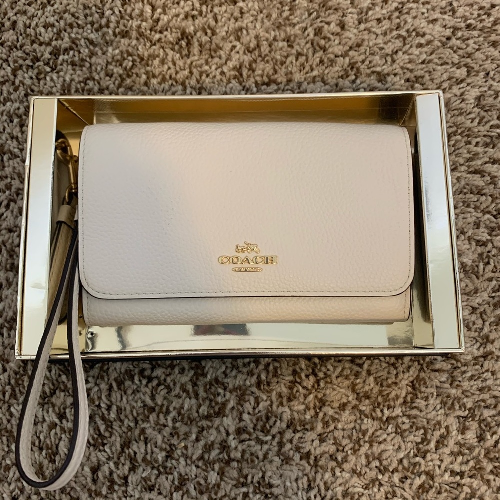 BRAND NEW WITH TAGS Coach wallet